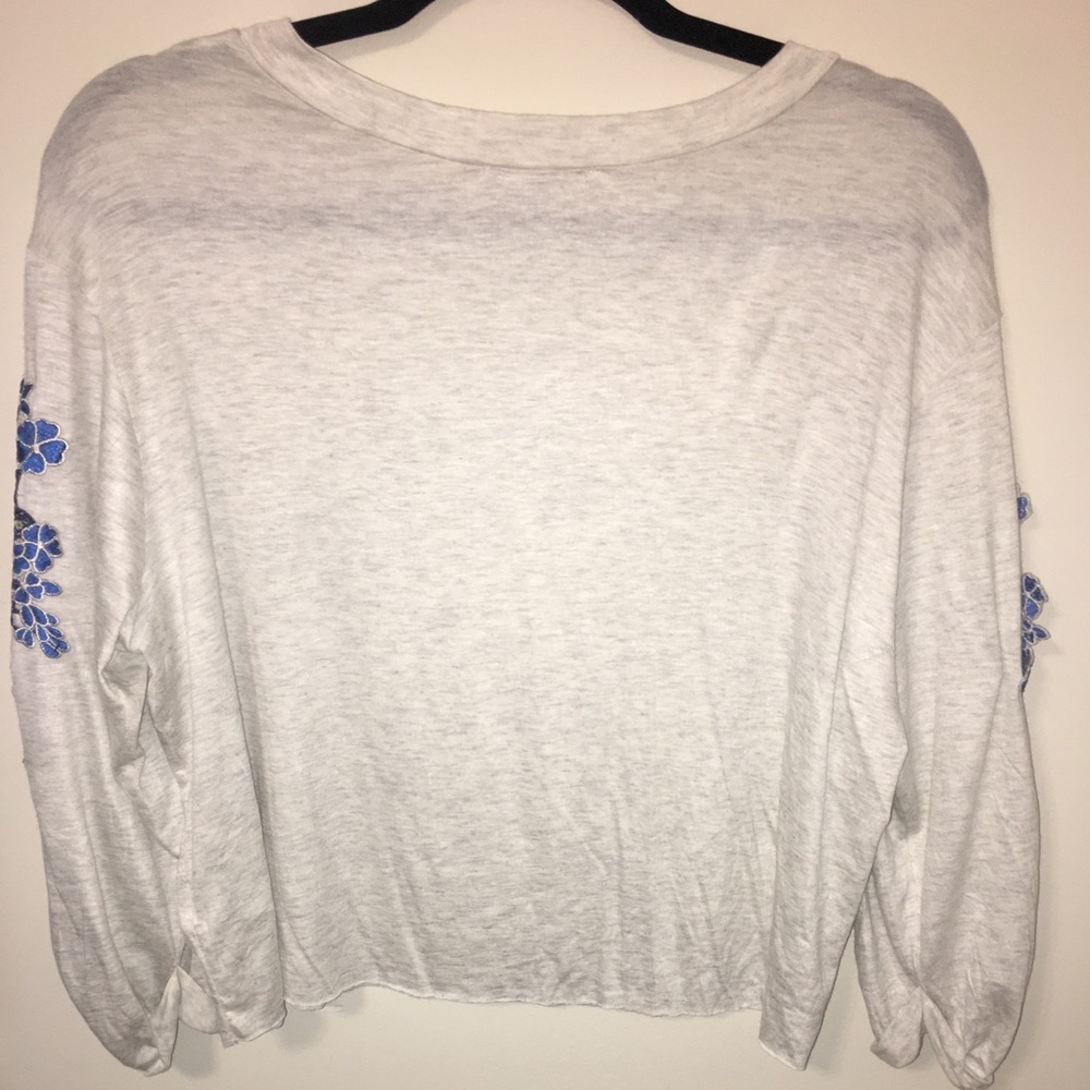 beautiful long sleeve crop top